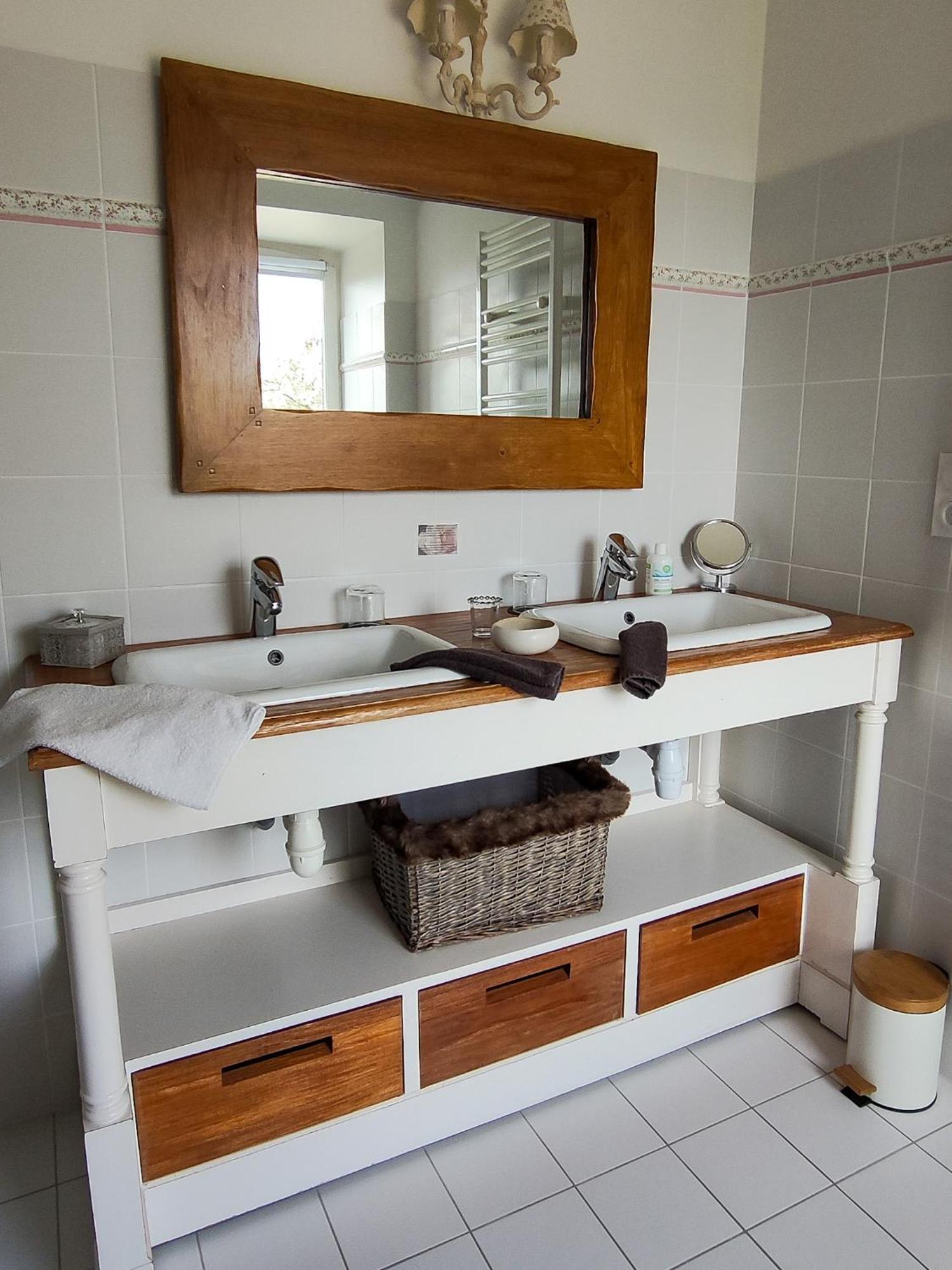 Demeure Du Porzou, Chambres D'Hotes De Charme Dans Demeure D'Exception, Parc Paysager, Spa, Massages, Proche Paimpol, Classe 4 Epis Yvias Buitenkant foto